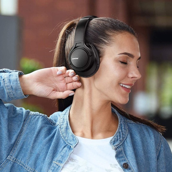 Mpow H7 Bluetooth Headphones Black (P) - Picture 2 of 10